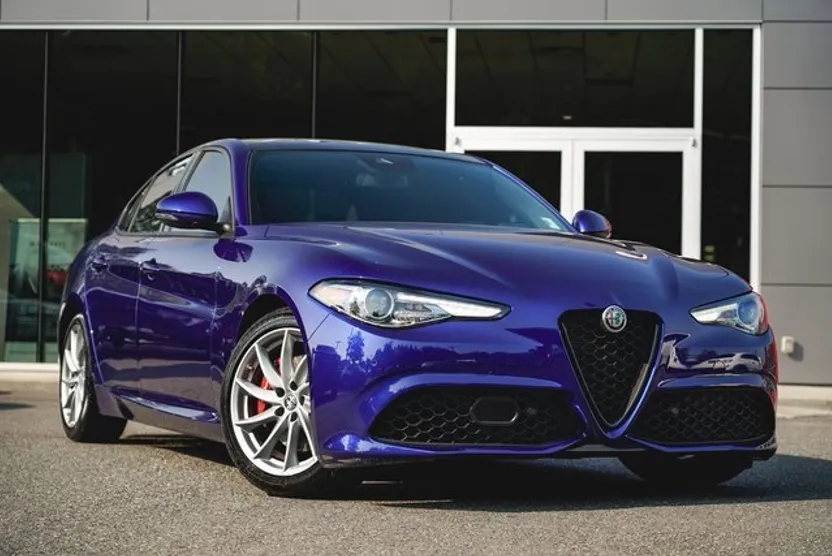 2023 Alfa Romeo Giulia SPRINT photo 1