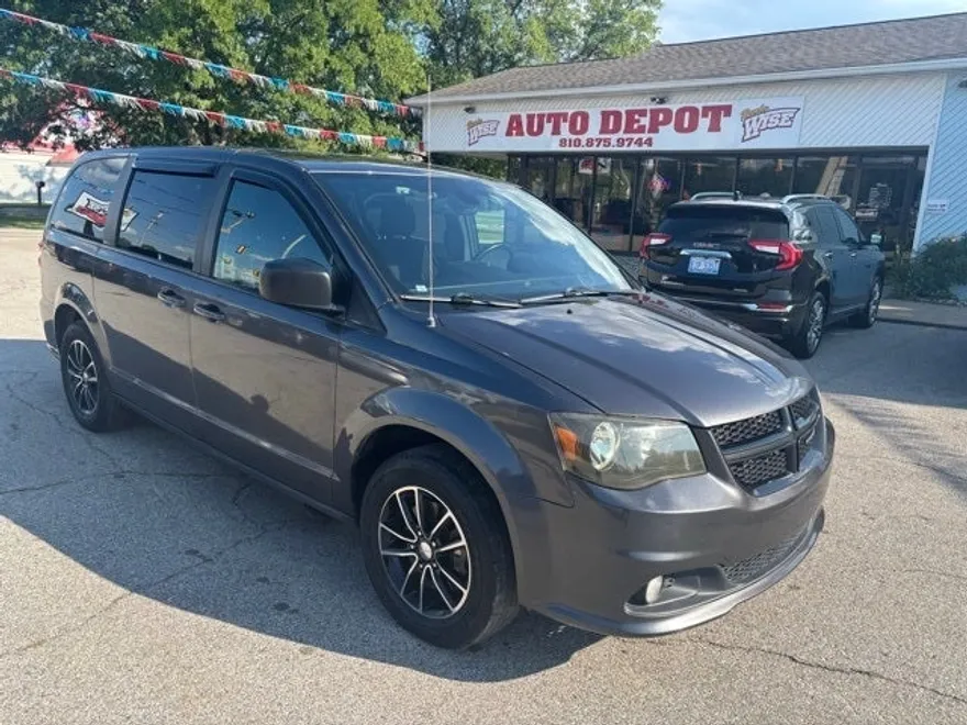 2018 Dodge Grand Caravan SE photo 1