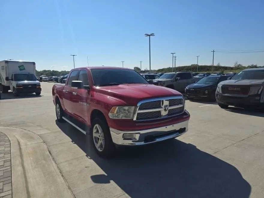 2011 Ram 1500 SLT photo 1