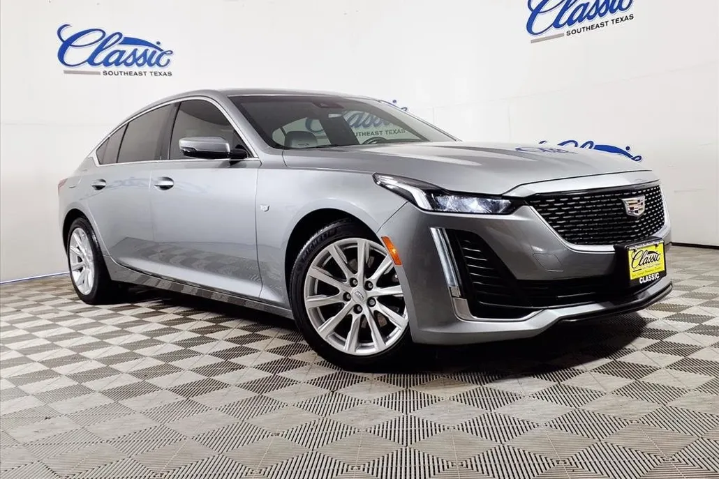 2023 Cadillac CT5 Luxury photo 1