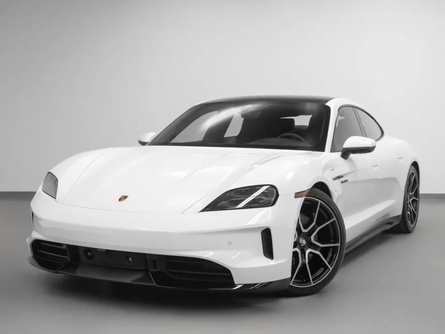 2025 Porsche Taycan 4S photo 1