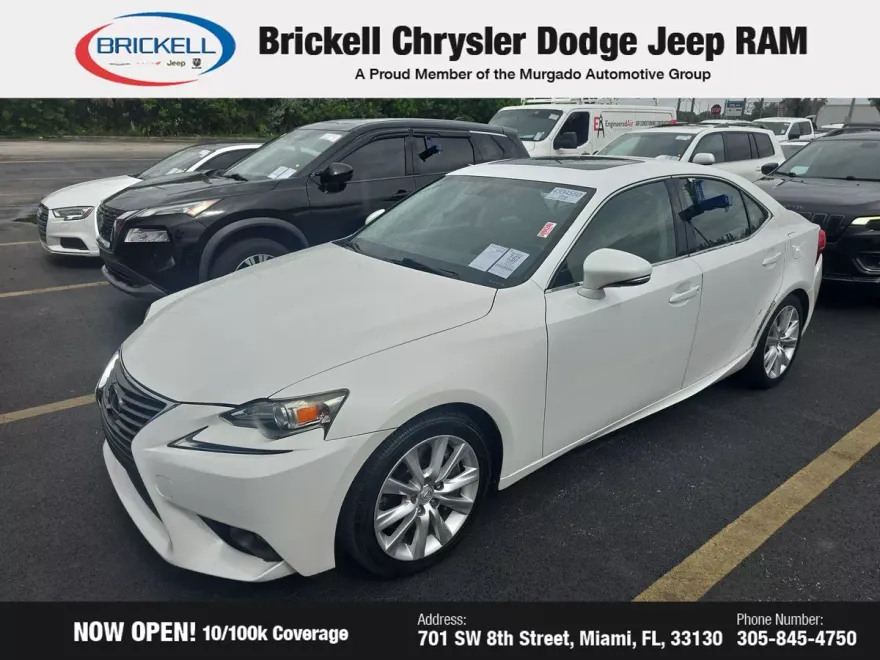 2016 Lexus IS 200t photo 1