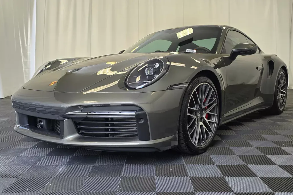 2022 Porsche 911 Turbo S photo 1
