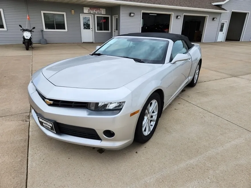 2015 Chevrolet Camaro 1LT photo 1