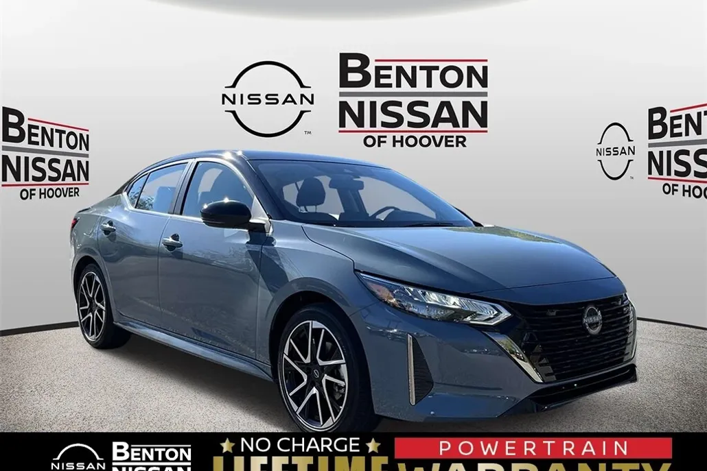 2025 Nissan Sentra SR photo 1
