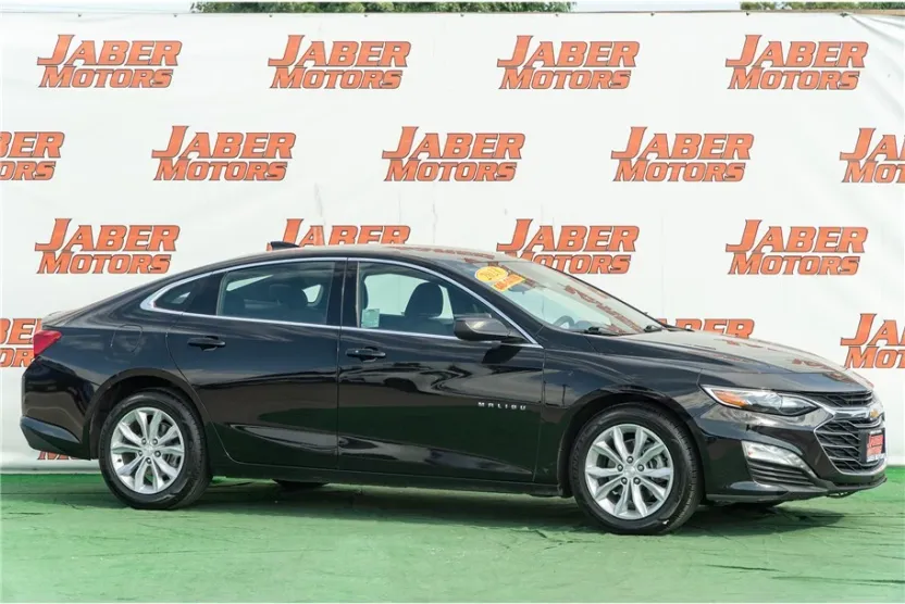 2023 Chevrolet Malibu 1LT photo 1
