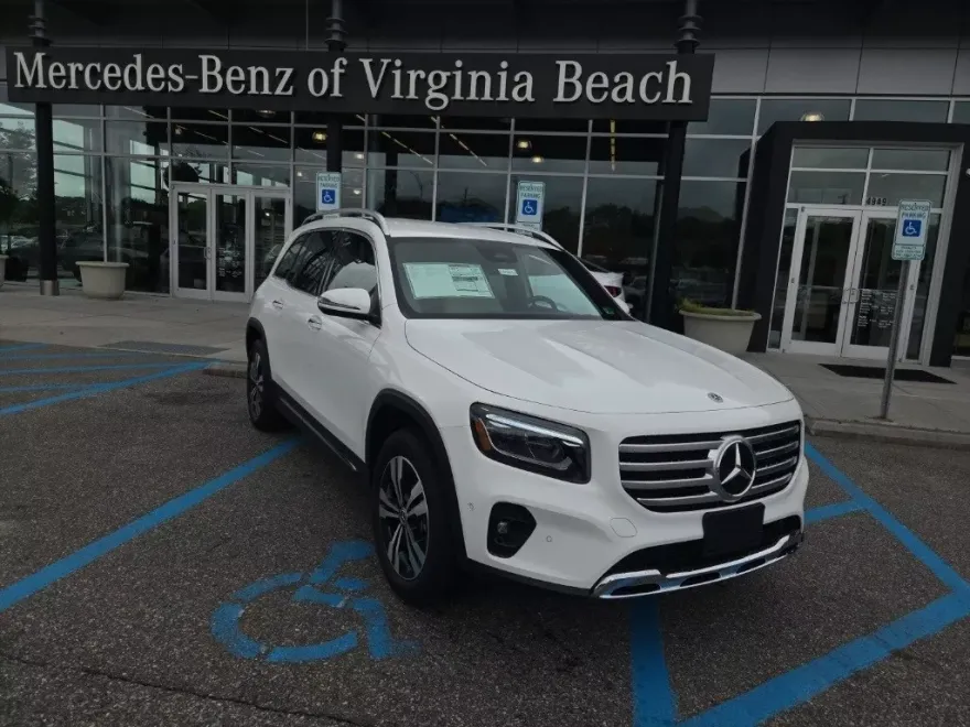 2025 Mercedes Benz GLB 250 4MATIC photo 1