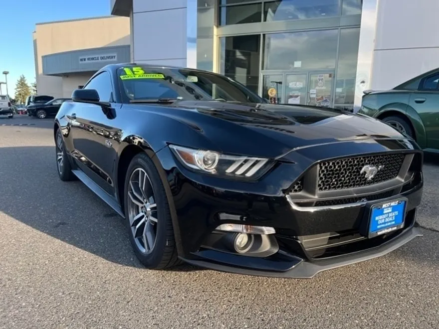 2015 Ford Mustang GT Premium photo 1
