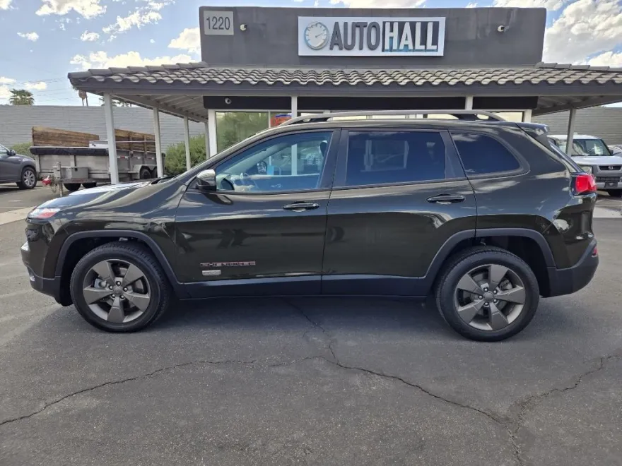2017 Jeep Cherokee Latitude photo 1