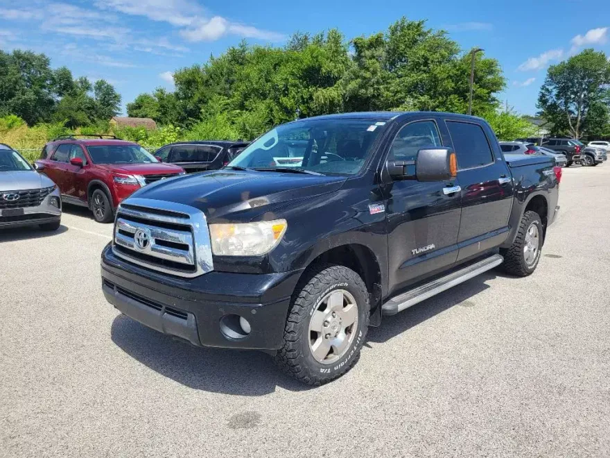 2013 Toyota Tundra SR5 photo 1