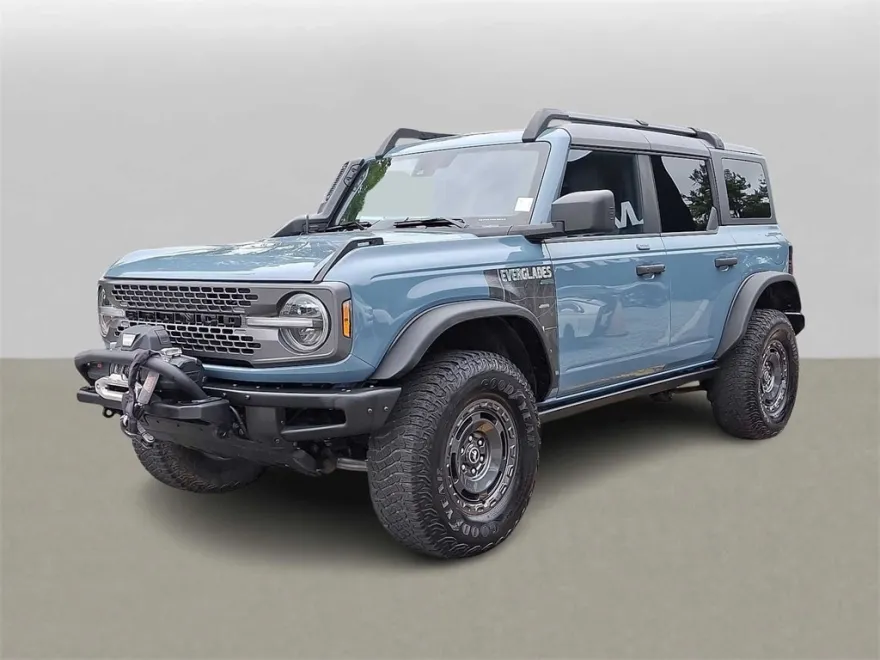 2023 Ford Bronco Everglades photo 1