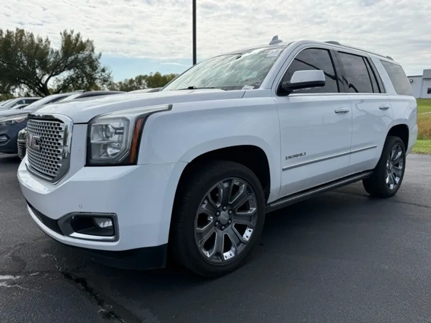 2016 Gmc Yukon Denali photo 1