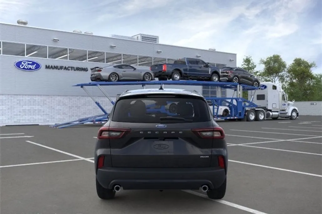 2026 Ford Escape ST-Line photo 1