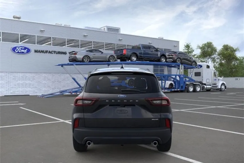 2026 Ford Escape ST-Line photo 1