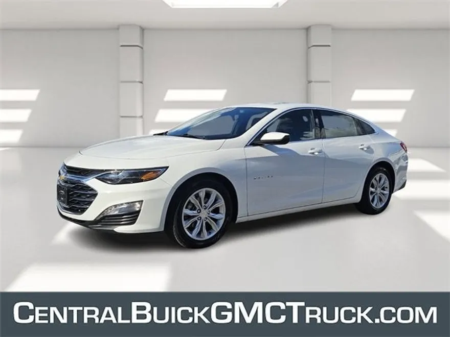 2024 Chevrolet Malibu 1LT photo 1