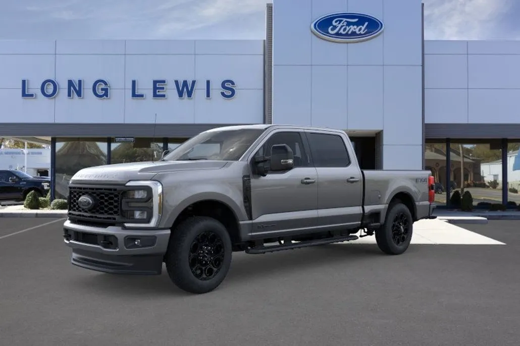 2025 Ford F-250 photo 1
