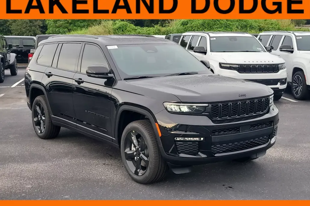 2025 Jeep Grand Cherokee Limited photo 1