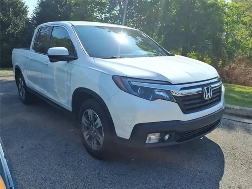 2017 Honda Ridgeline RTL-T photo 1