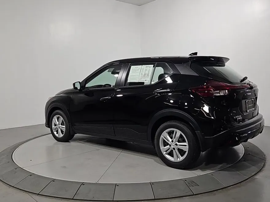 2024 Nissan Kicks S photo 1