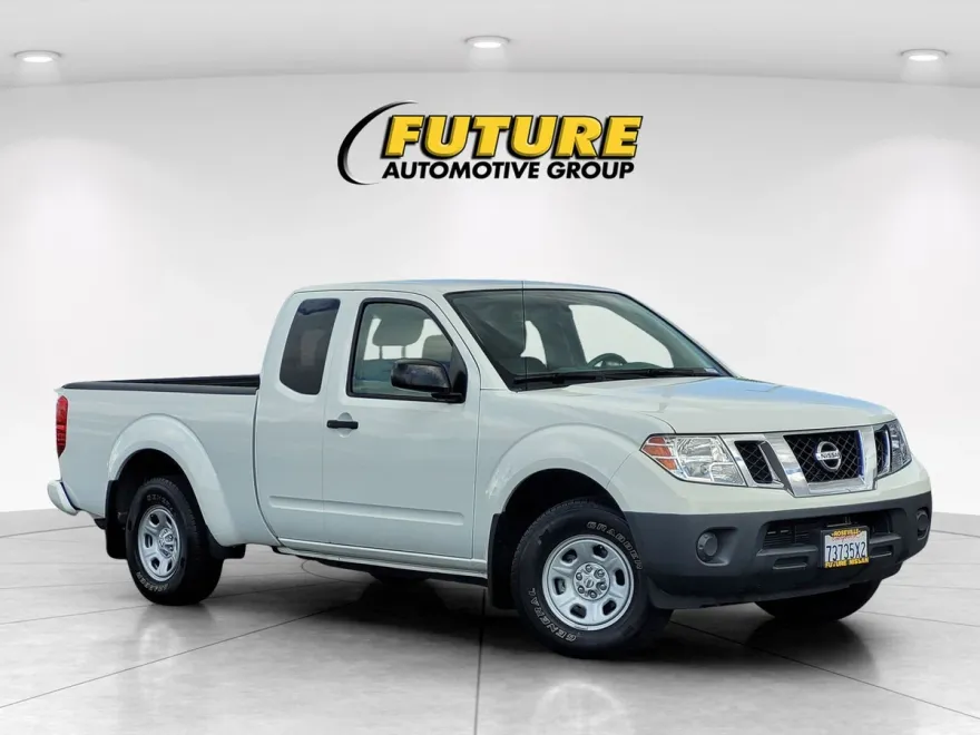 2019 Nissan Frontier S King Cab photo 1