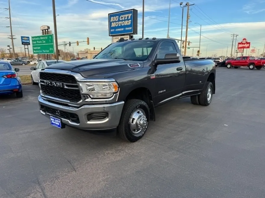 2021 Ram 3500 Tradesman photo 1