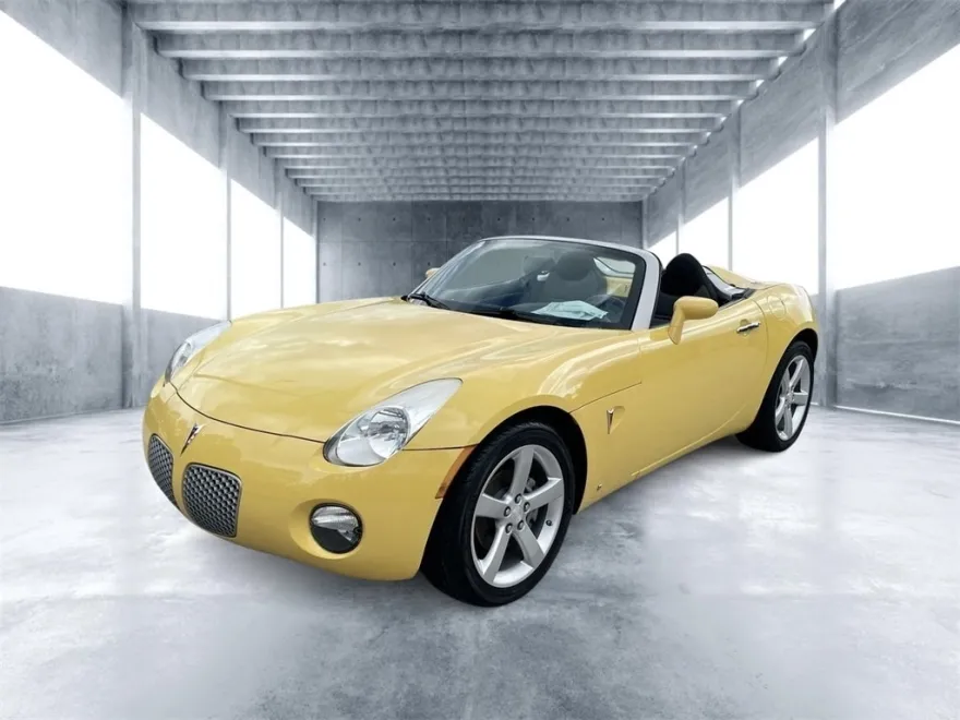 2008 Pontiac Solstice photo 1