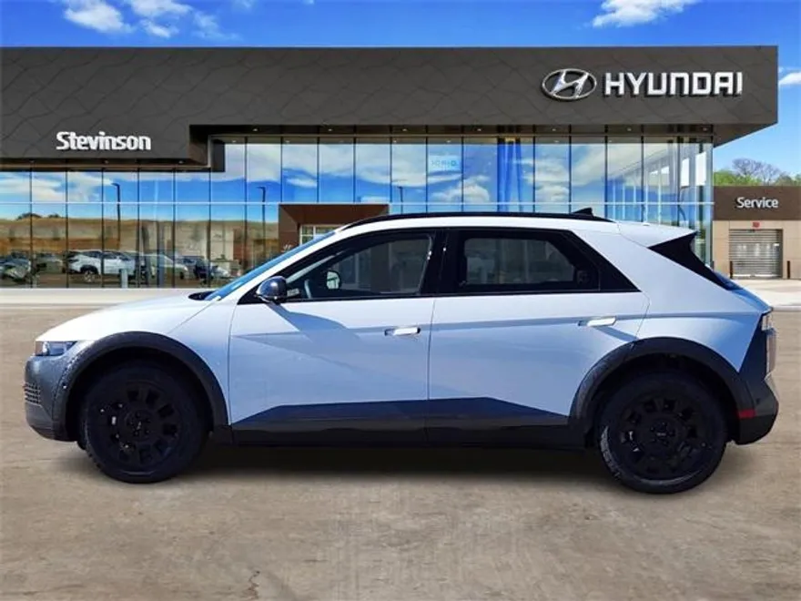 2025 Hyundai Ioniq 5 photo 1