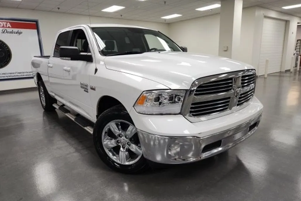 2019 Ram 1500 Classic SLT photo 1