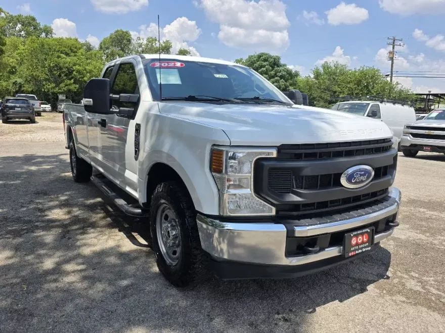 2022 Ford F-250 XL photo 1