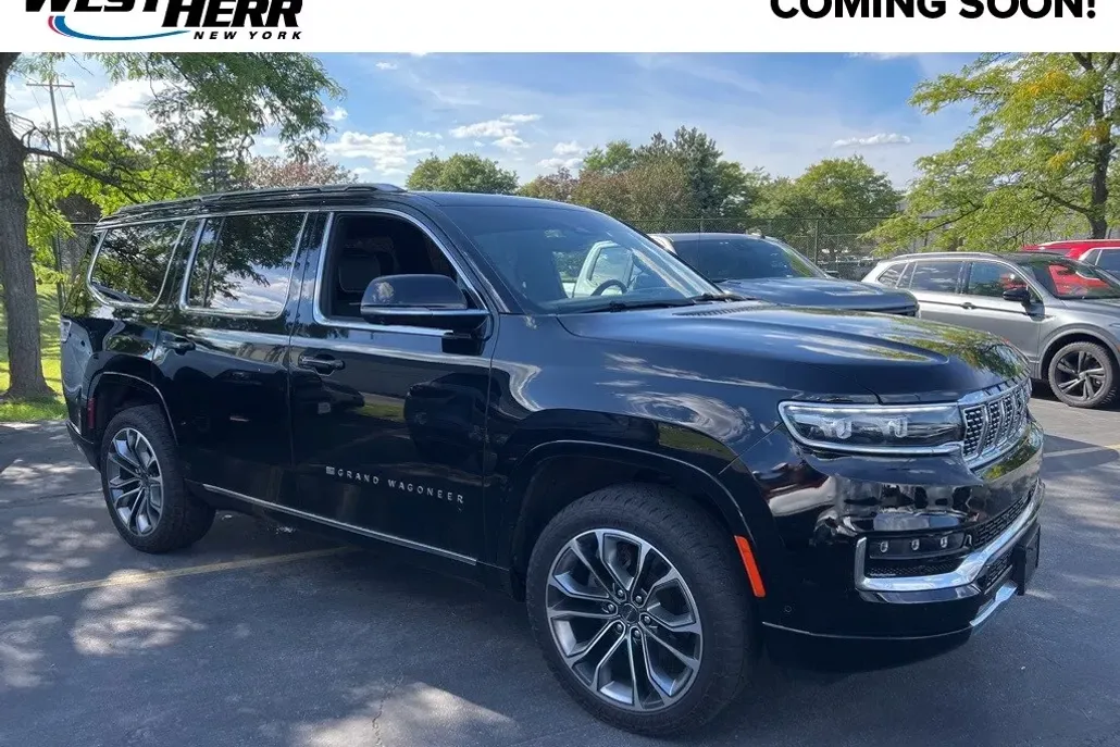 2022 Jeep Grand Wagoneer III photo 1