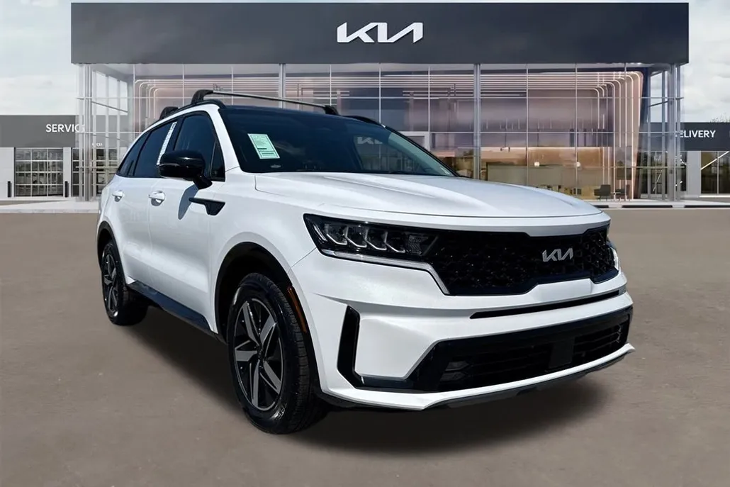 2022 Kia Sorento EX photo 1