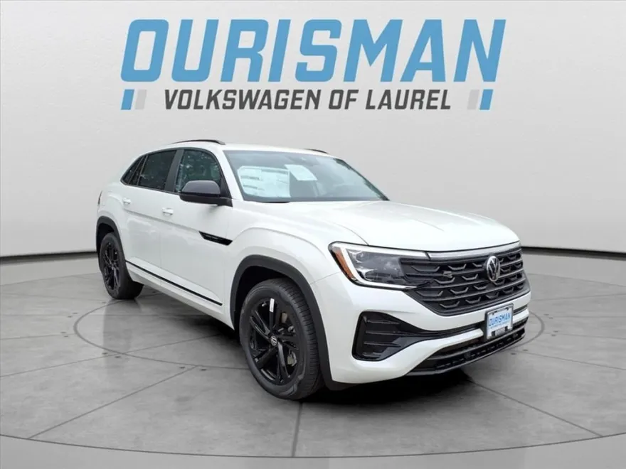 2026 Volkswagen Atlas Cross Sport SEL R-Line photo 1