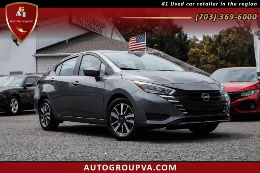 2025 Nissan Versa SV Sedan photo 1