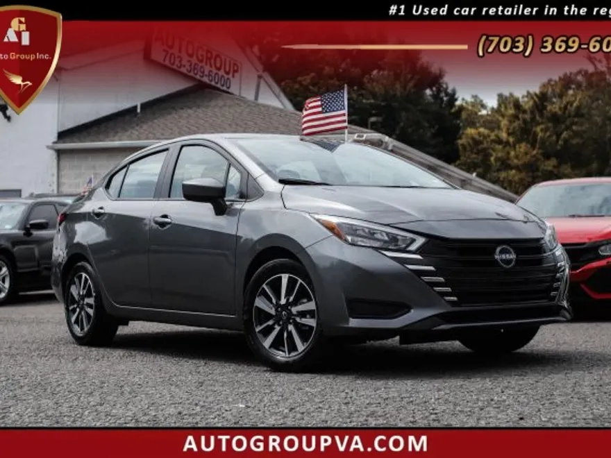 2025 Nissan Versa SV Sedan photo 1