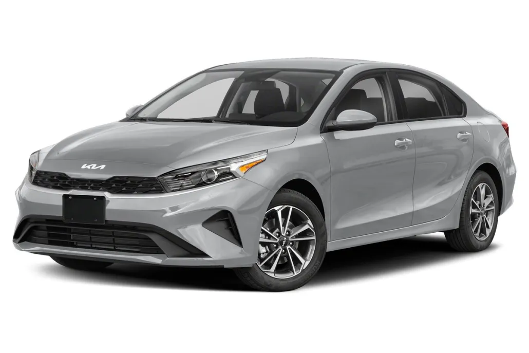 2022 Kia Forte LXS photo 1