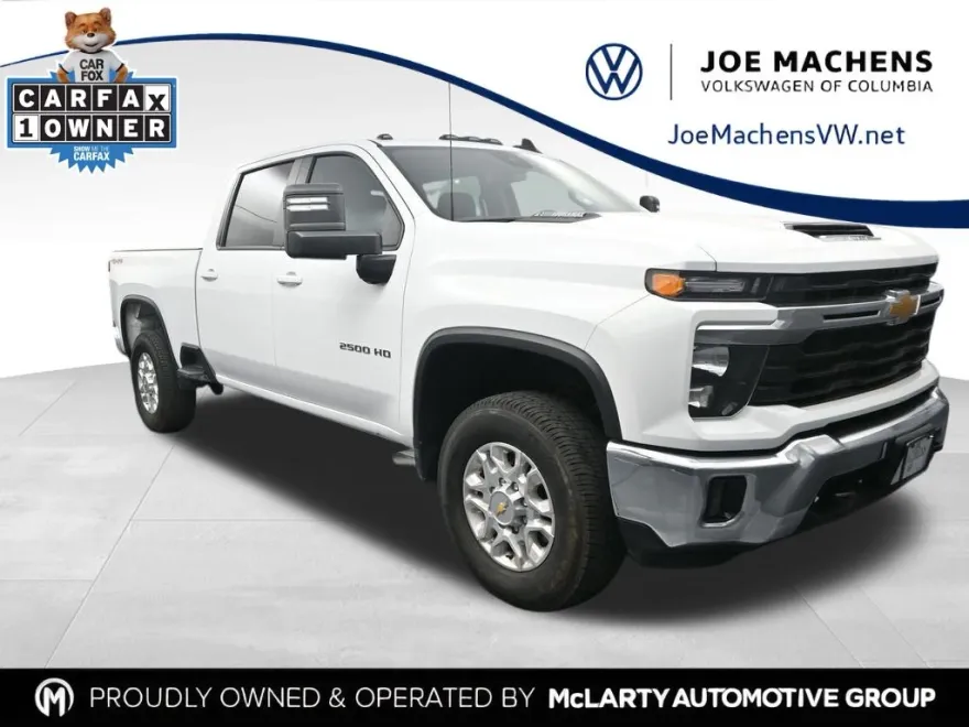 2024 Chevrolet Silverado 2500HD LT photo 1
