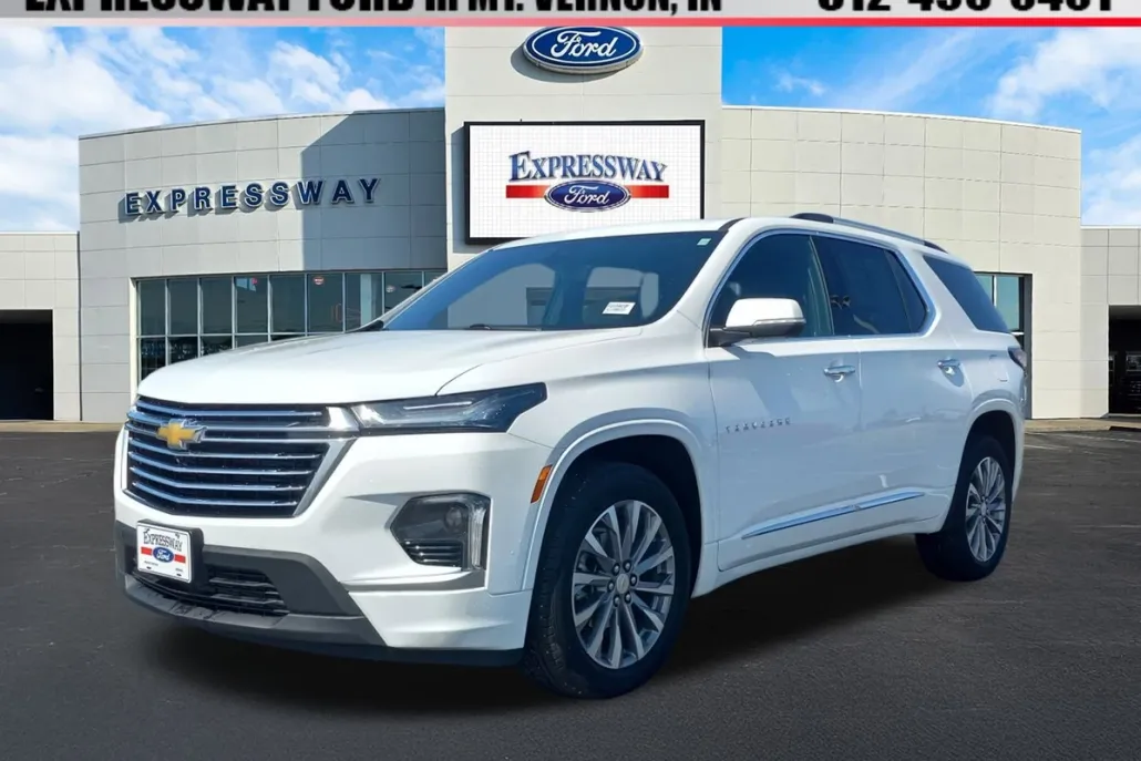 2023 Chevrolet Traverse Premier photo 1