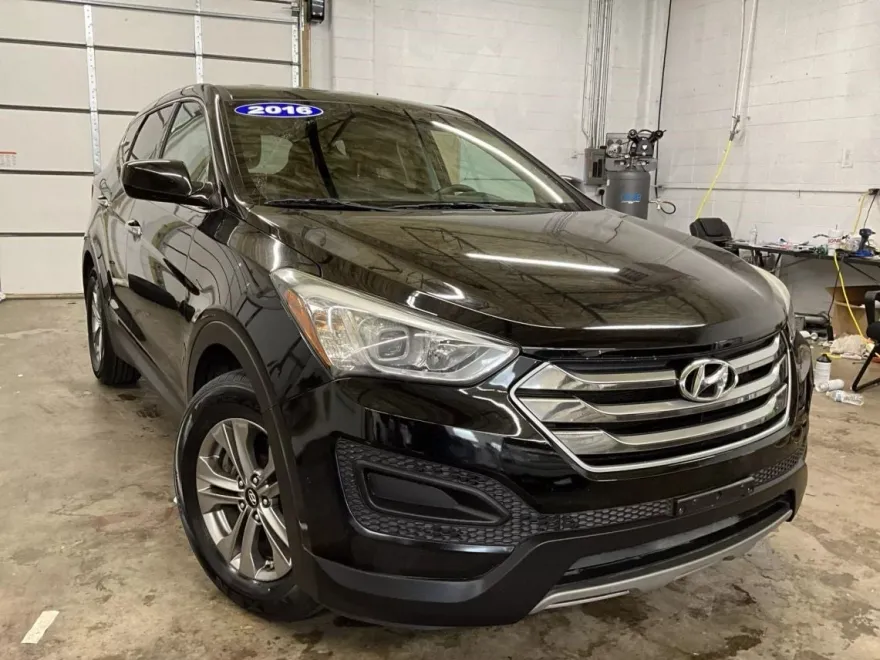 2016 Hyundai Santa Fe Sport Base photo 1