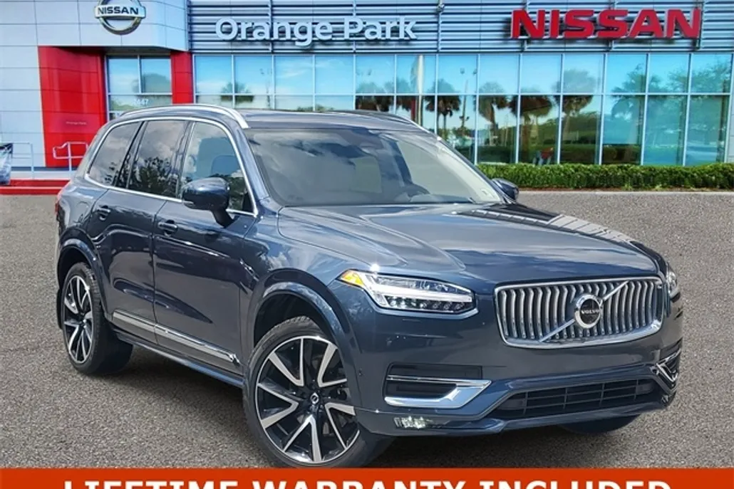 2024 Volvo XC90 Plus photo 1