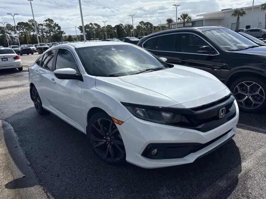 2019 Honda Civic Sport photo 1