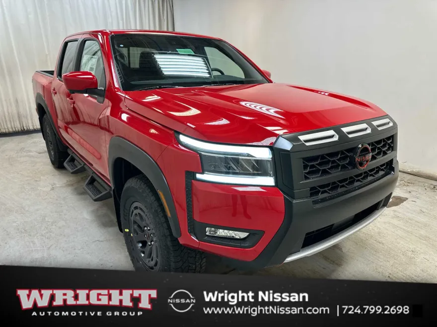 2025 Nissan Frontier PRO-4X Crew Cab photo 1