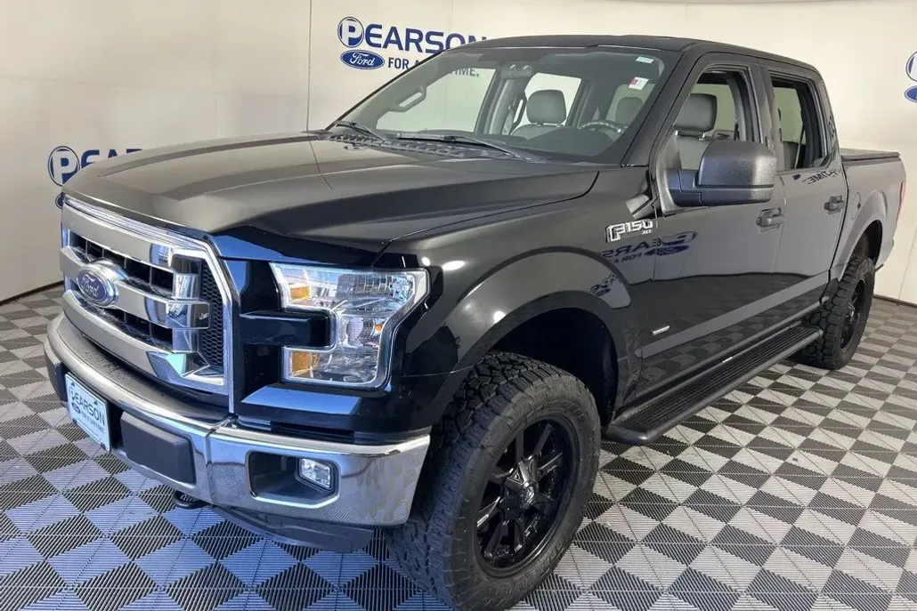2016 Ford F-150 XLT photo 1