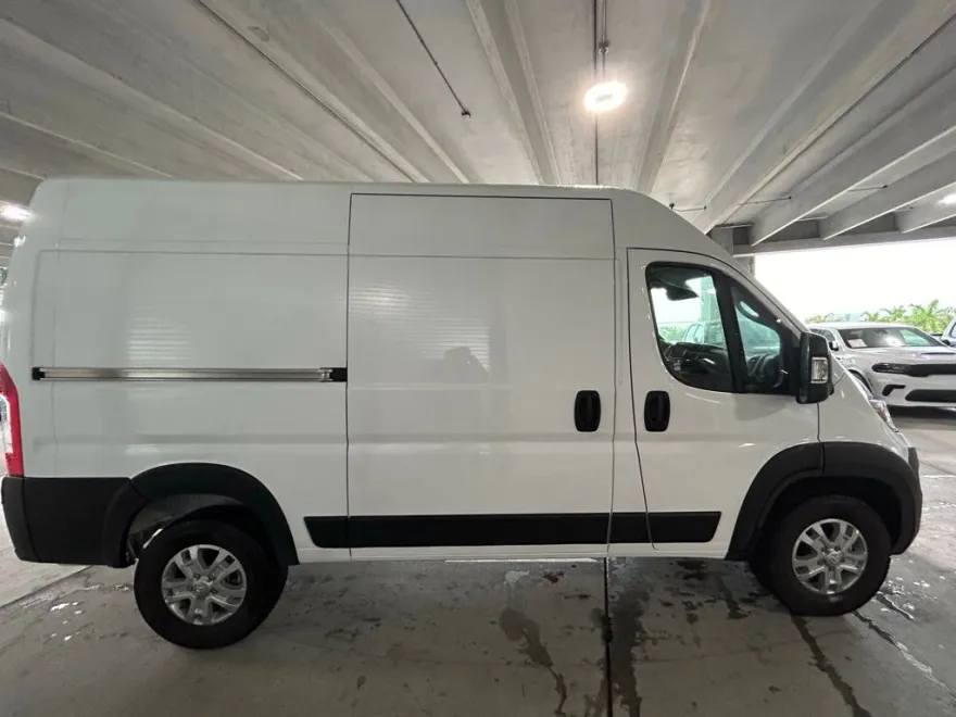 2025 Ram ProMaster 2500 photo 1