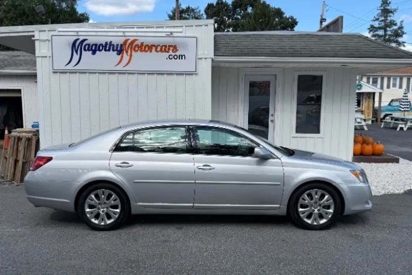 2008 Toyota Avalon Touring XLS Limited photo 1