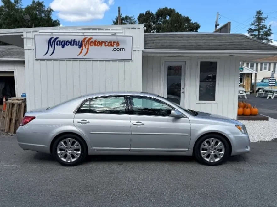 2008 Toyota Avalon Touring XLS Limited photo 1