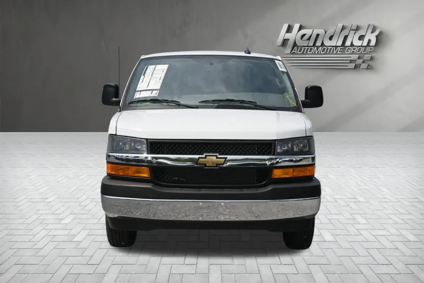 2024 Chevrolet Express Cargo 2500 photo 1