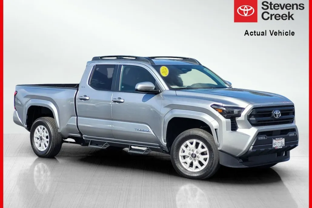2024 Toyota Tacoma SR5 photo 1
