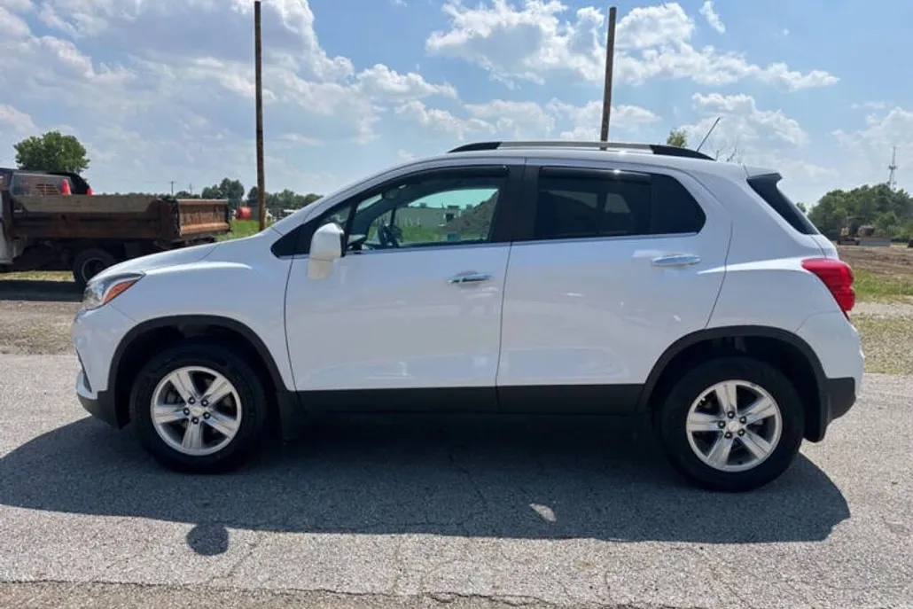 2018 Chevrolet Trax LT photo 1