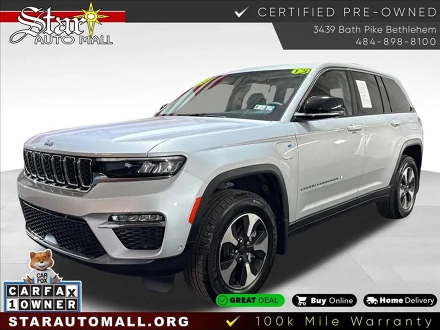 2023 Jeep Cherokee Base photo 1