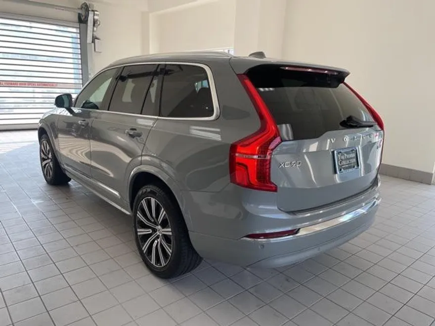 2024 Volvo XC90 B5 Core photo 1